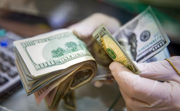 На Украине арестованы активы российских холдингов на $154 млн